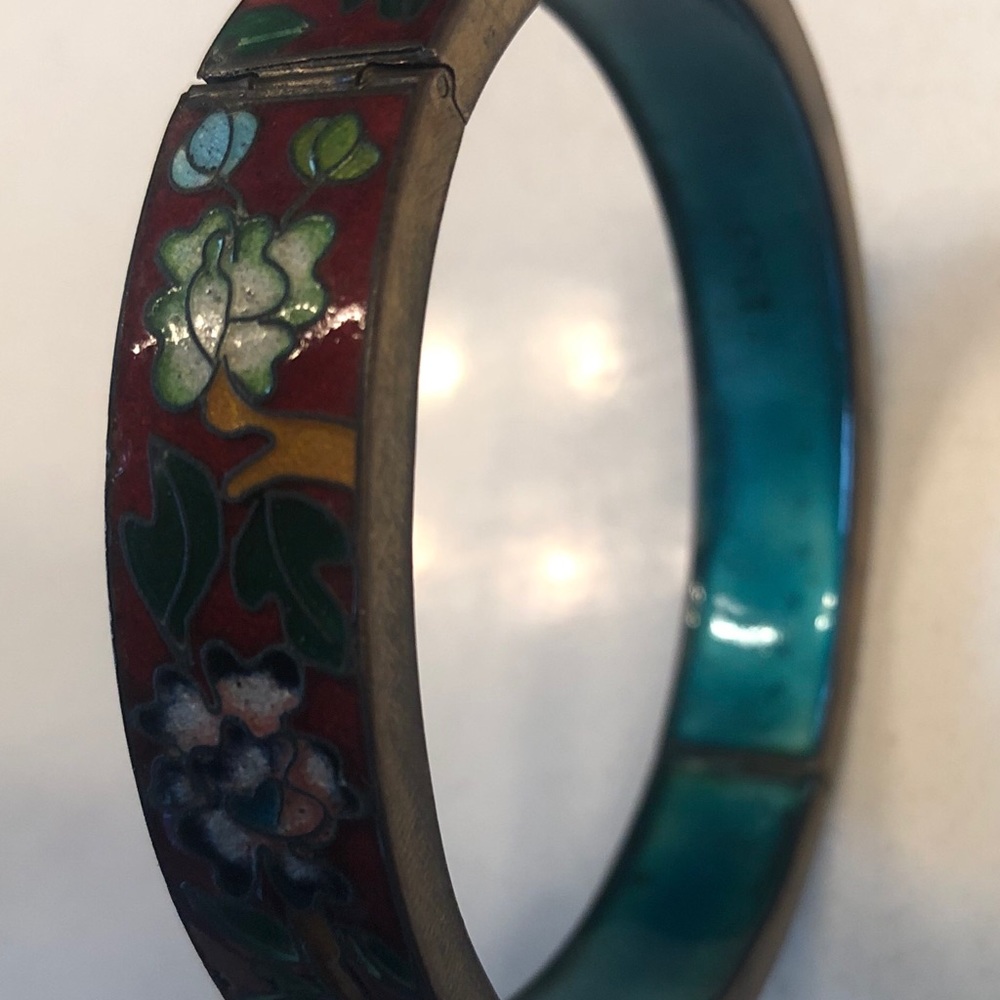 Stunning Multi Colored Over Lay Bracelet
